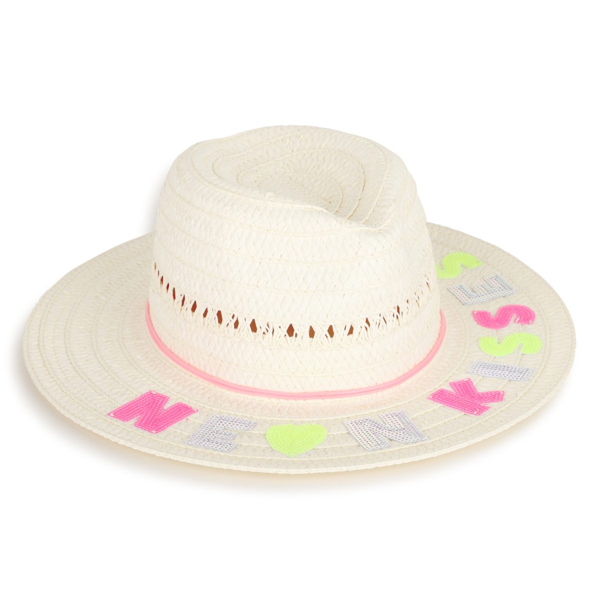 Chapeau en papier tressé