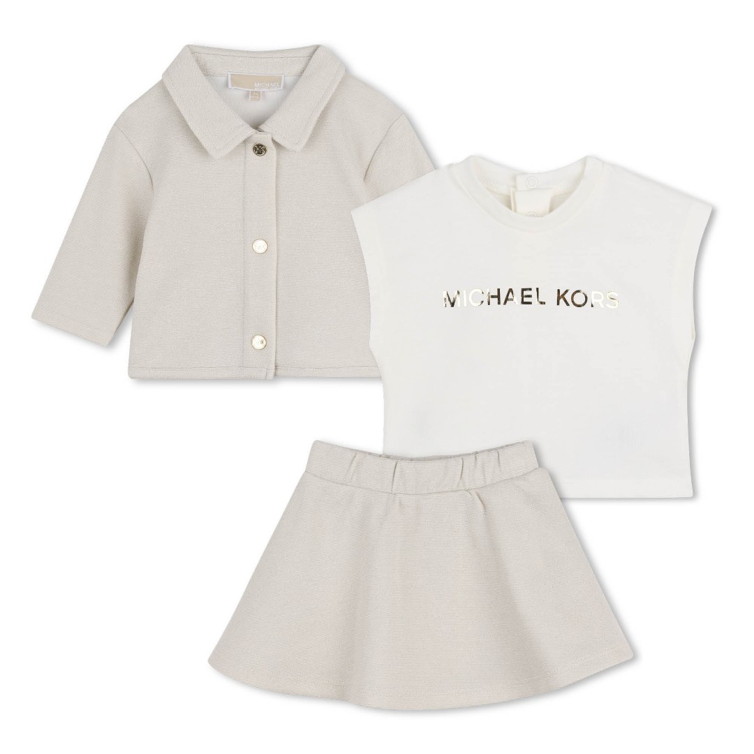 Ensemble cardigan, jupe et tee-shirt