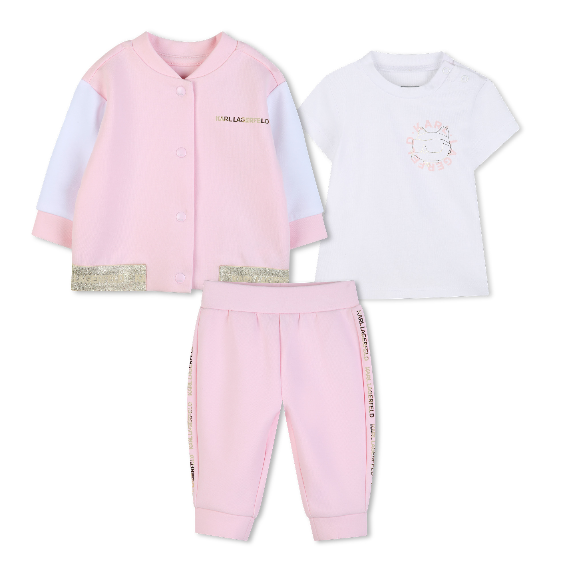 Ensemble jogging et tee-shirt