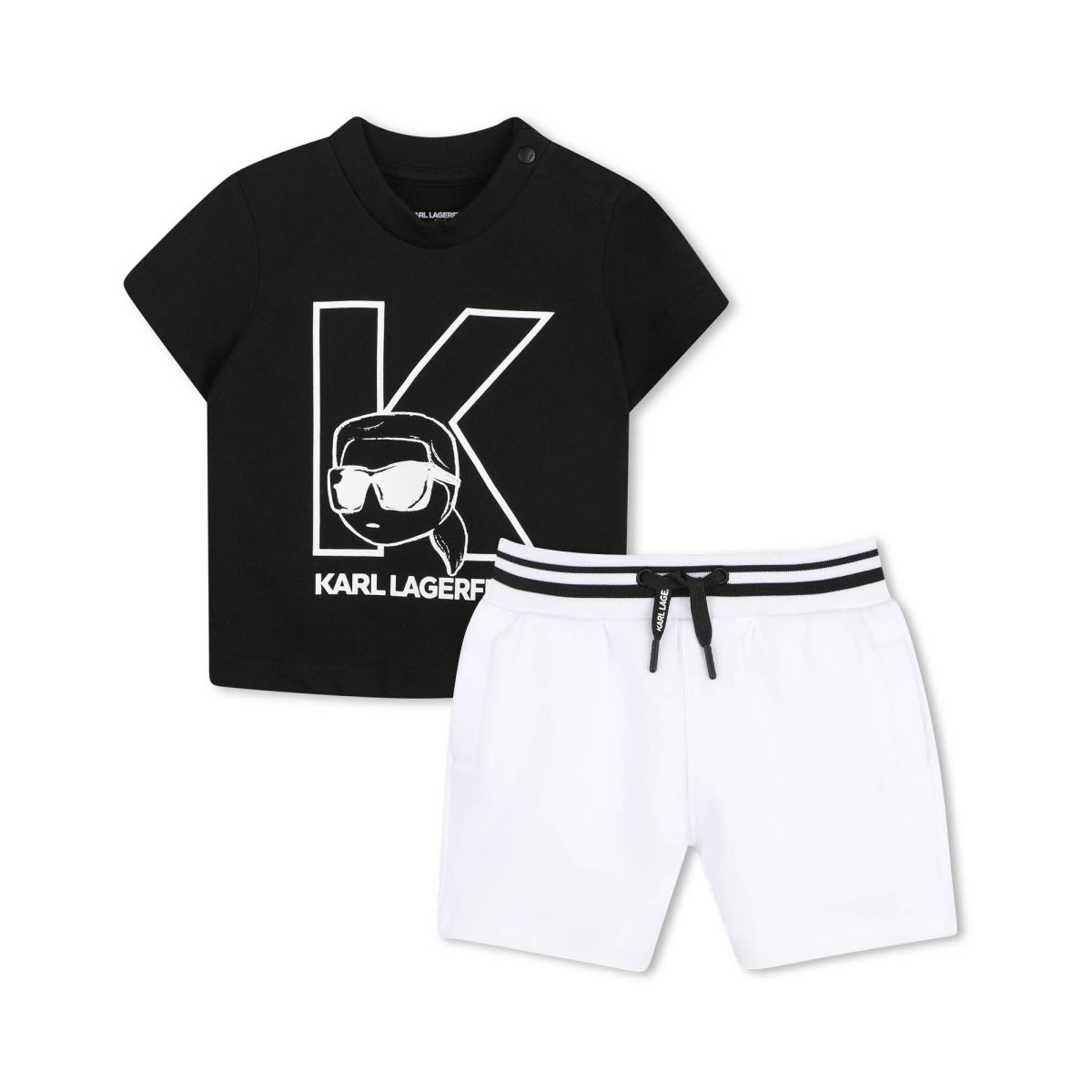 Ensemble tee-shirt et bermuda