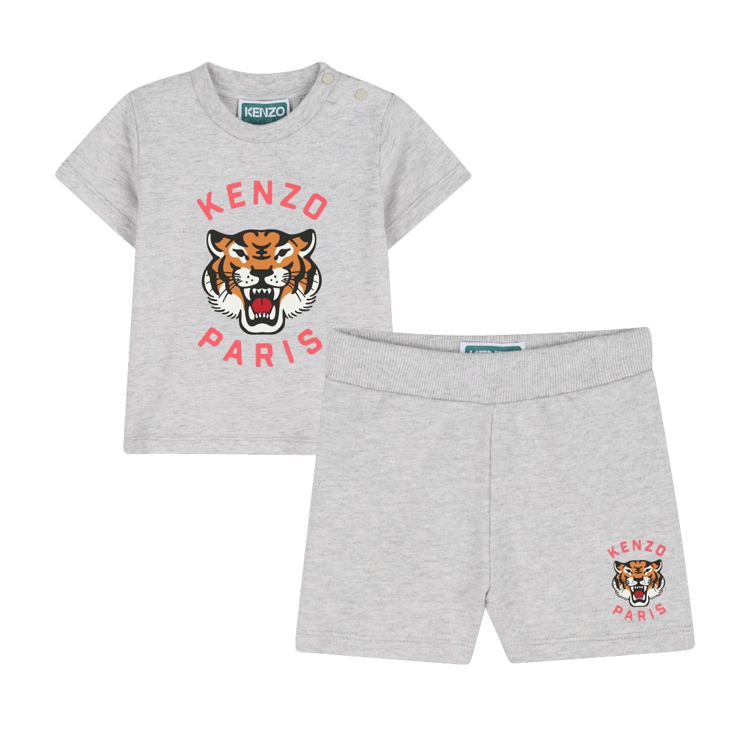 Ensemble tee-shirt et bermuda