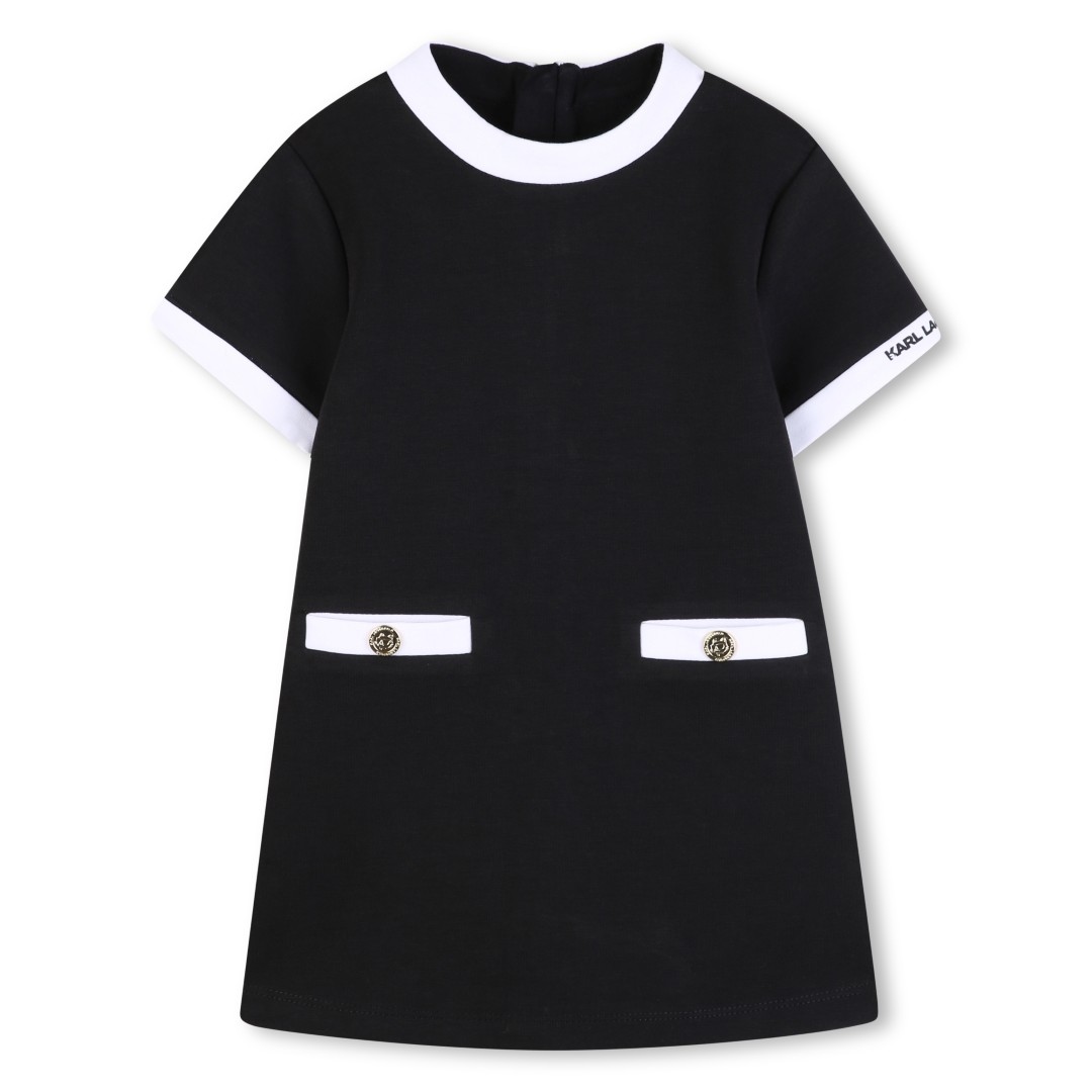 Robe manches courtes
